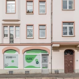 Storebox-Integration des Altbaus von außen